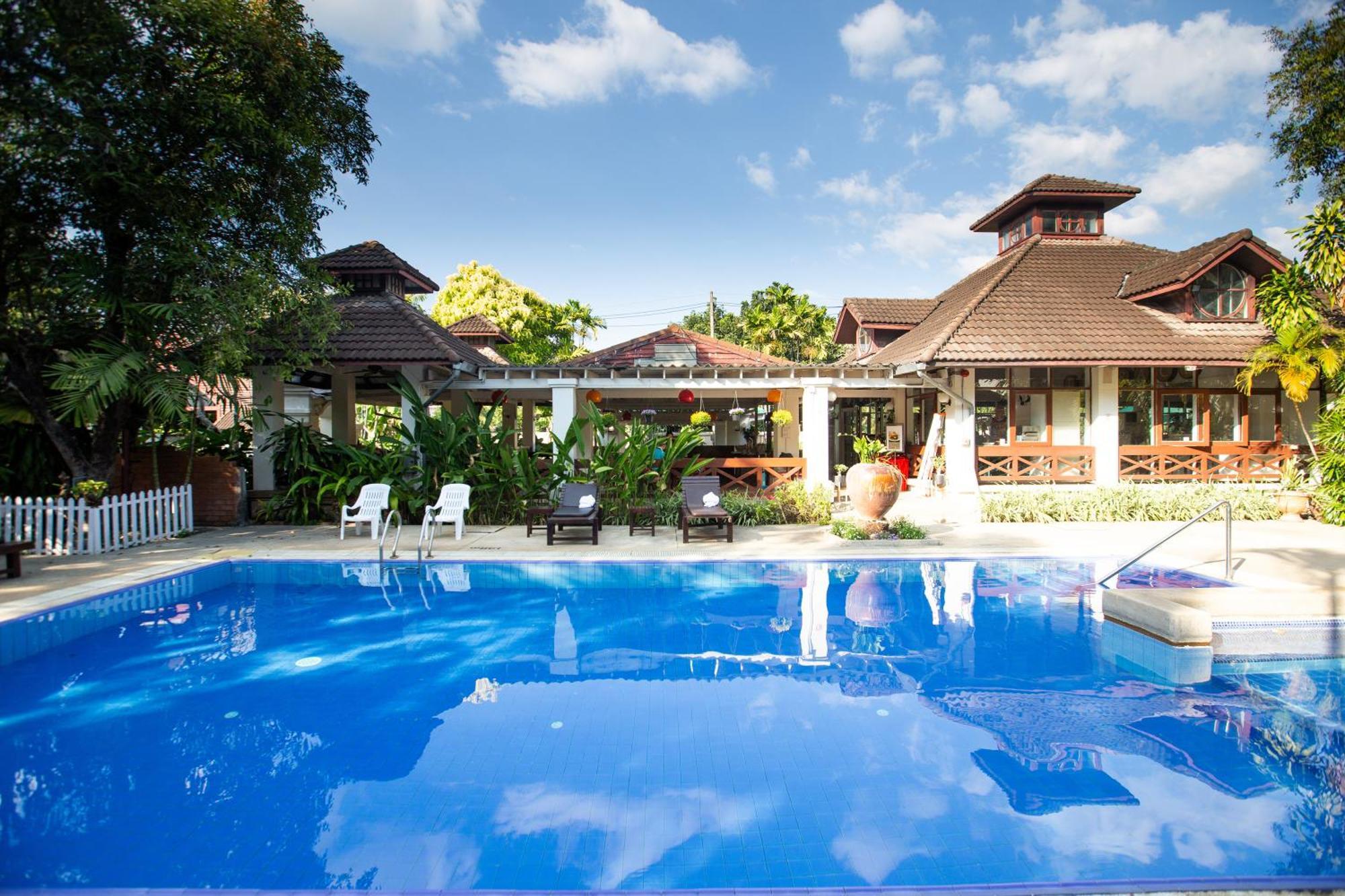 Eurasia Chiang Mai Hotel Exterior foto
